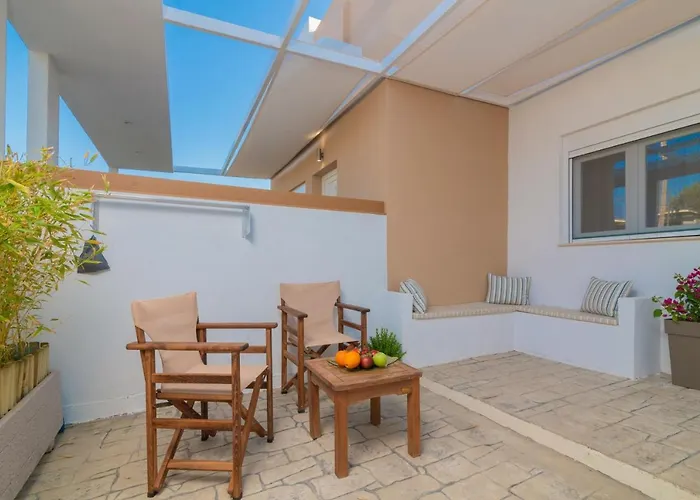 Suncourt Lux Rooms