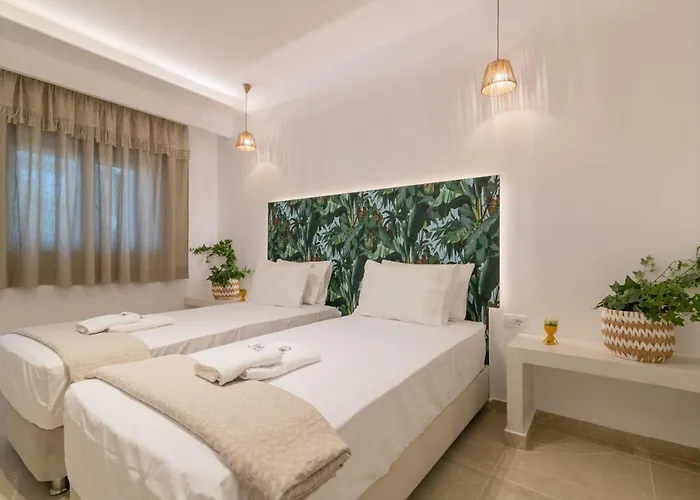 Suncourt Lux Rooms